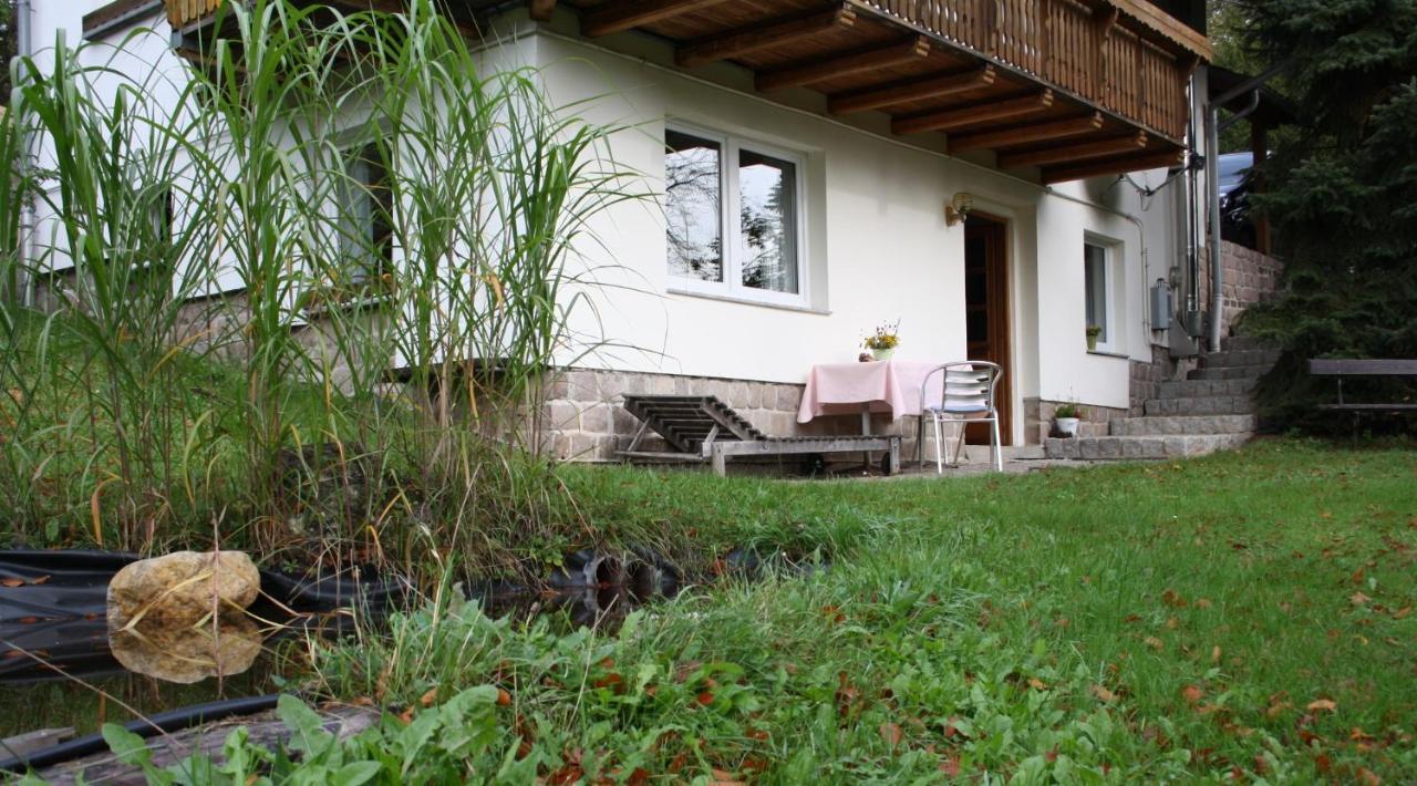 Ferienhaus "Am Schleifenbach" Saalfeld Saale Exterior photo
