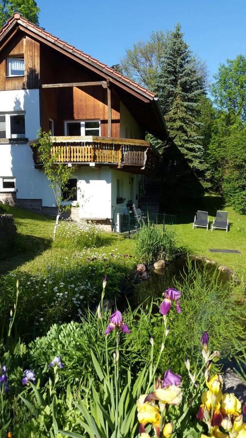 Ferienhaus "Am Schleifenbach" Saalfeld Saale Exterior photo